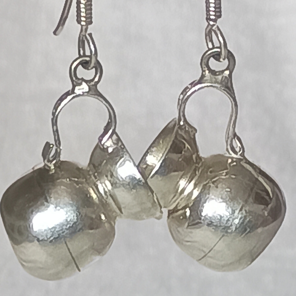 Pitcher Earrings Women’s Jewelry Vintage 925 Sterling Silver Mexico Pierced Ears